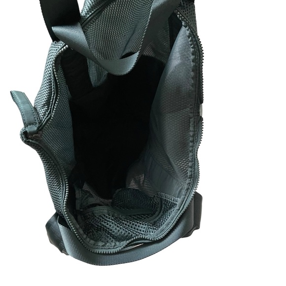 Lululemon Hot Mesh Tote - Picture 9 of 14